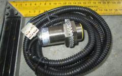 Ограничитель подъема стрелы и ковша CDM835 J30M-D10PH