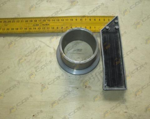 Втулка сочленения рамы верхняя 60х70х45 ZL30/CDM833